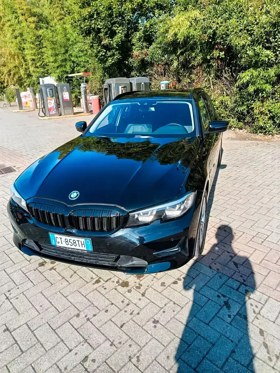 Usata BMW 330 Advantage 183 CV (134 kW) 2021 Nero Station wagon