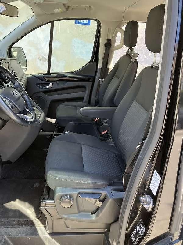 Usata Ford Tourneo Custom Trend 130 CV (95 kW) 2020 Nero Furgone