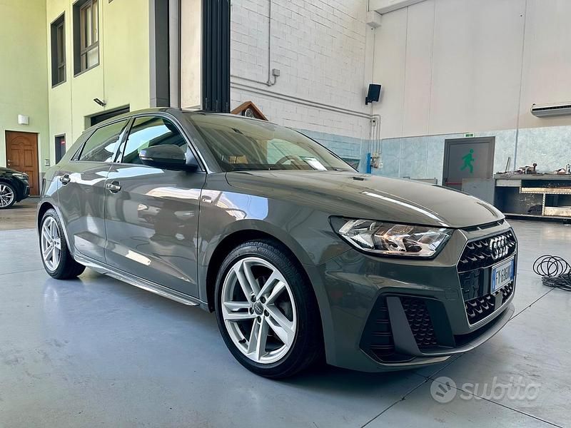 Usata Audi A1 Sportback S-Line 116 CV (85 kW) 2019 Grigio Utilitaria