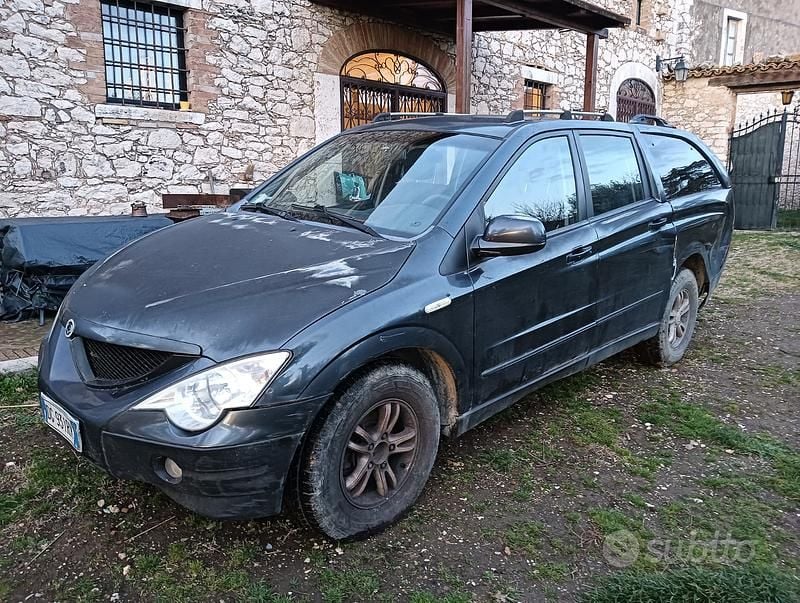 Grigio Usata 2007 Ssangyong (KGM) Actyon Pick-up | 4500 € (Ottimo prezzo) - Immagine 1/4