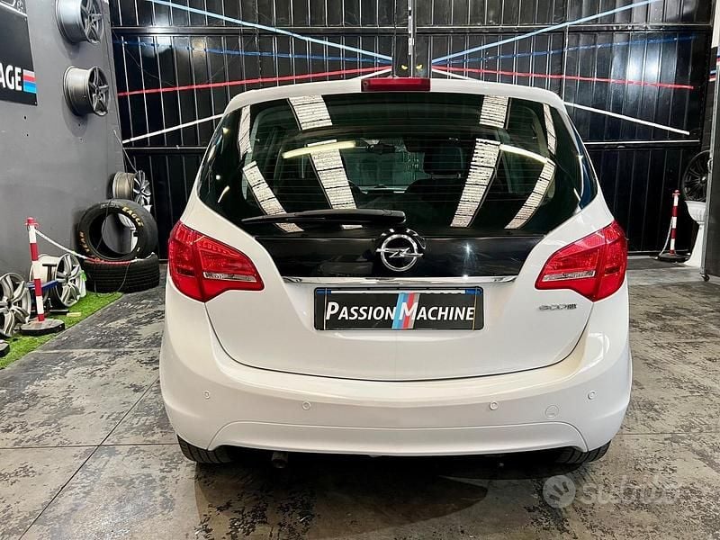 Usata Opel Meriva 120 CV (88 kW) 2017 Bianco Monovolume