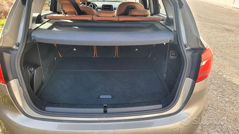 Usata BMW 218 Comfort Edition 150 CV (110 kW) 2015 Station wagon