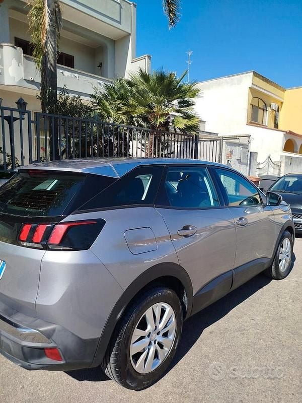Usata Peugeot 3008 120 CV (88 kW) 2018 Grigio Station wagon