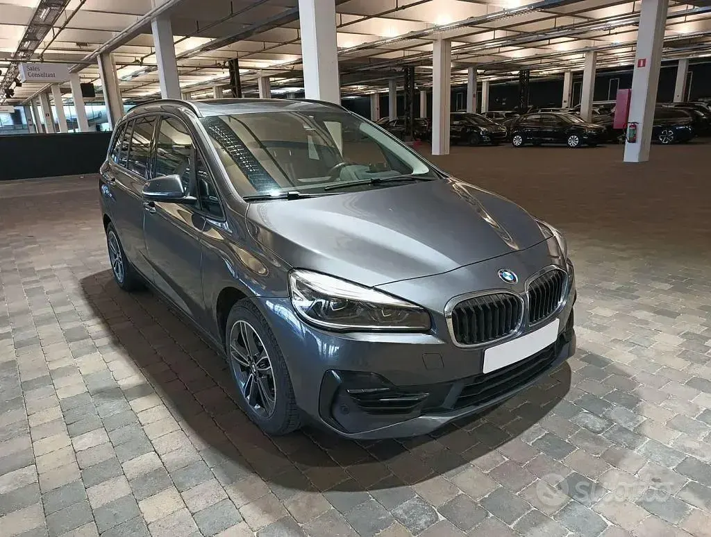 Usata BMW 216 Gran Tourer Sport Line 109 CV (80 kW) 2022 Nero Monovolume