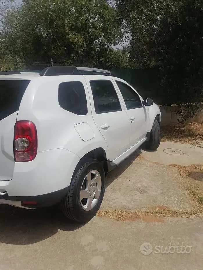 Usata Dacia Duster 105 CV (77 kW) 2012 Bianco SUV