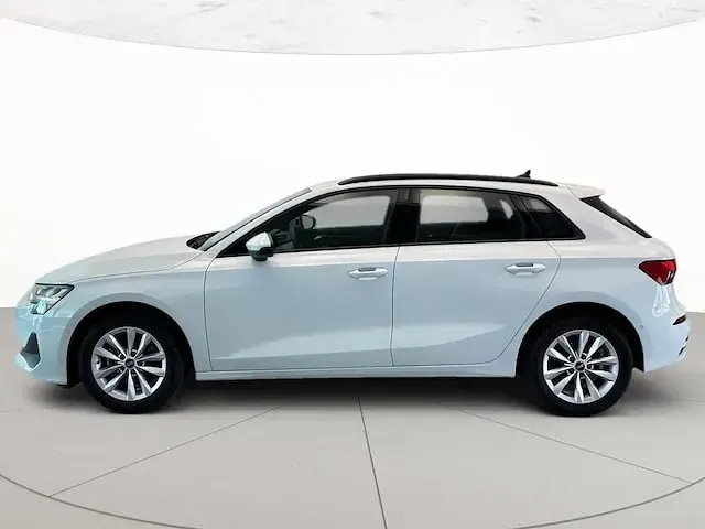Usata Audi A3 Business 116 CV (85 kW) 2025 Bianco ghiacciaio metallizzato Berlina