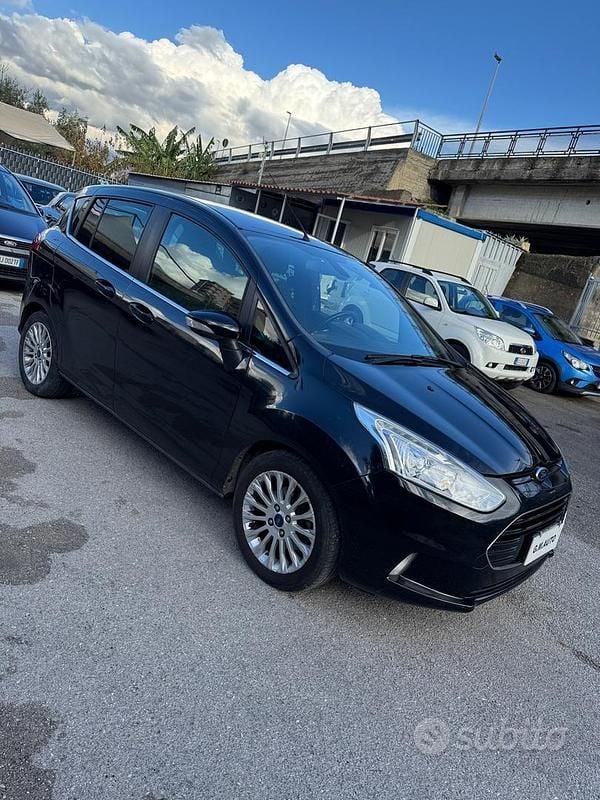 Usata Ford B-MAX Titanium 95 CV (69 kW) 2014 Nero Monovolume