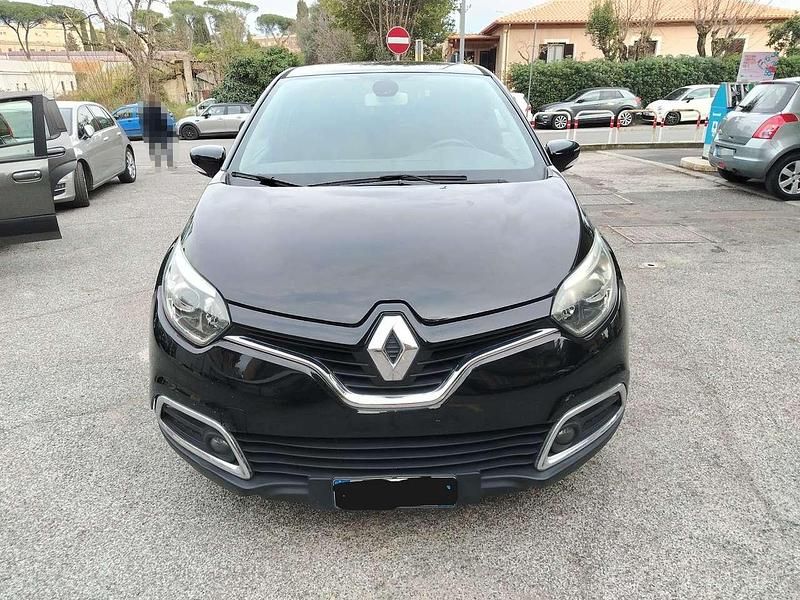 Usata Renault Captur Intens 90 CV (66 kW) 2016 Nero SUV
