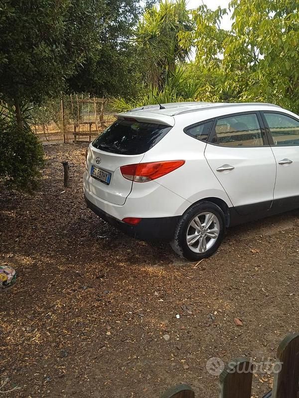 Usata Hyundai ix35 163 CV (119 kW) 2013 Bianco SUV