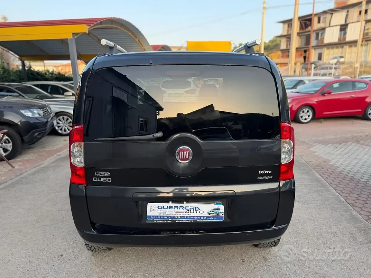 Usata Fiat Qubo Trekking 75 CV (55 kW) 2010 Nero Monovolume