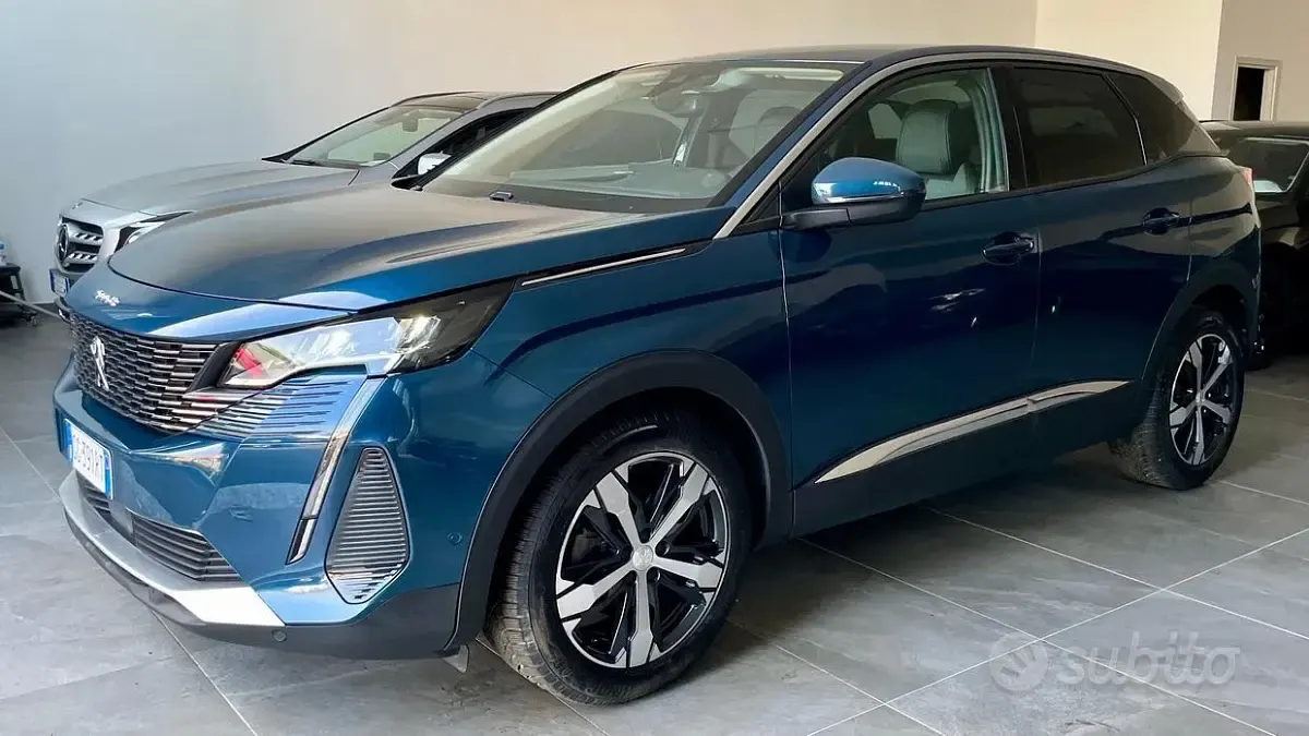 Usata Peugeot 3008 Business-Line 131 CV (96 kW) 2021 Blu/azzurro SUV