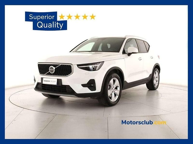 Bianco Usata 2025 Volvo XC40 Core SUV | 31.885 € (Ottimo prezzo) - Immagine 1/4