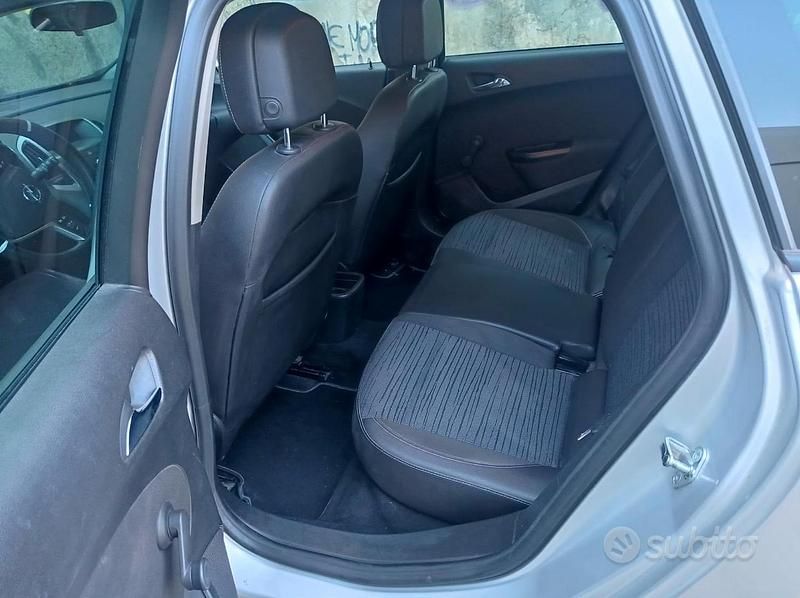 Usata Opel Astra 110 CV (80 kW) 2015 Grigio Station wagon