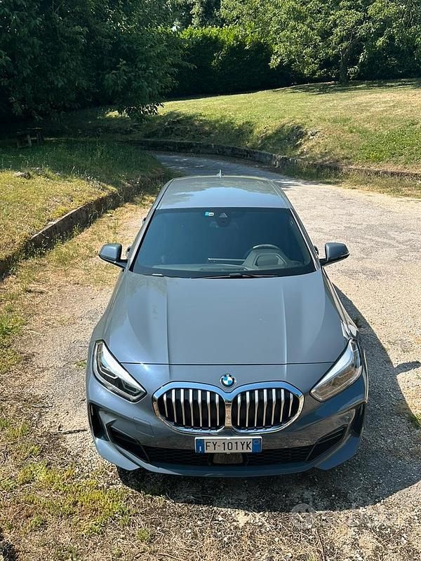 Usata BMW 118 M Sport 150 CV (110 kW) 2019 Grigio Utilitaria