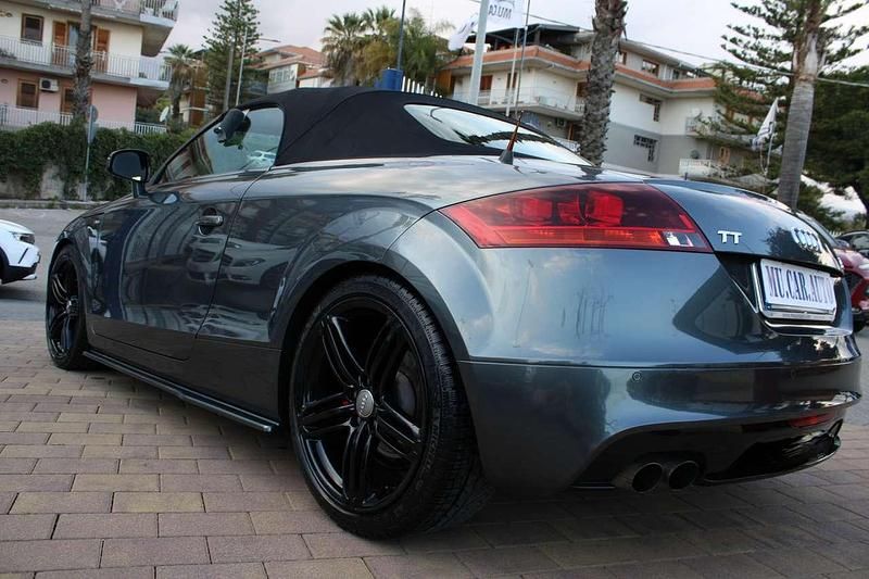 Usata Audi TT Roadster Advanced 170 CV (125 kW) 2012 Grigio Cabrio