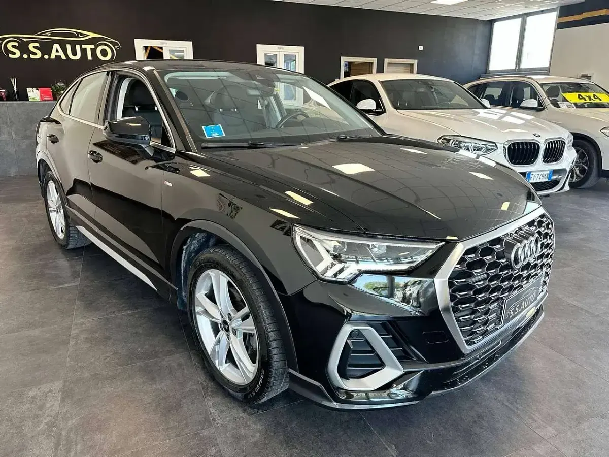 Usata Audi Q3 Sportback S-Line 150 CV (110 kW) 2023 Nero SUV