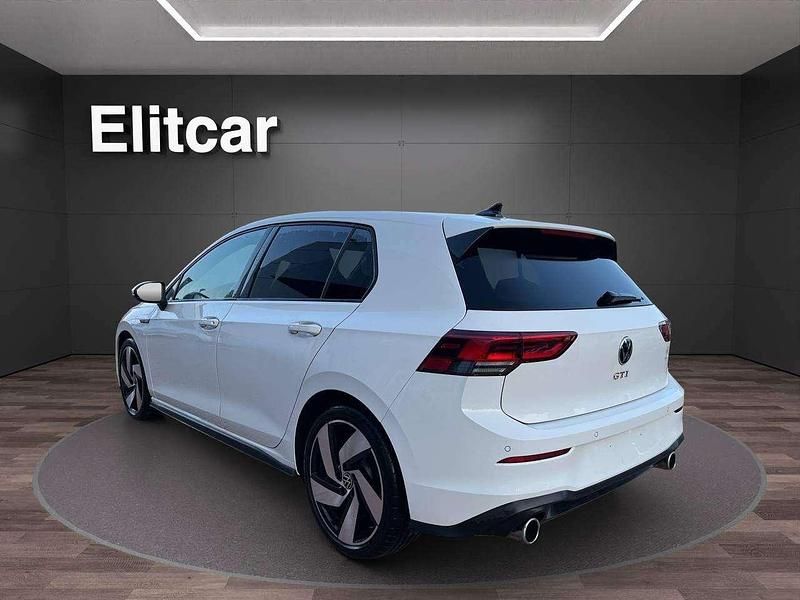 Usata VW Golf VIII GTI 245 CV (180 kW) 2024 Bianco Berlina