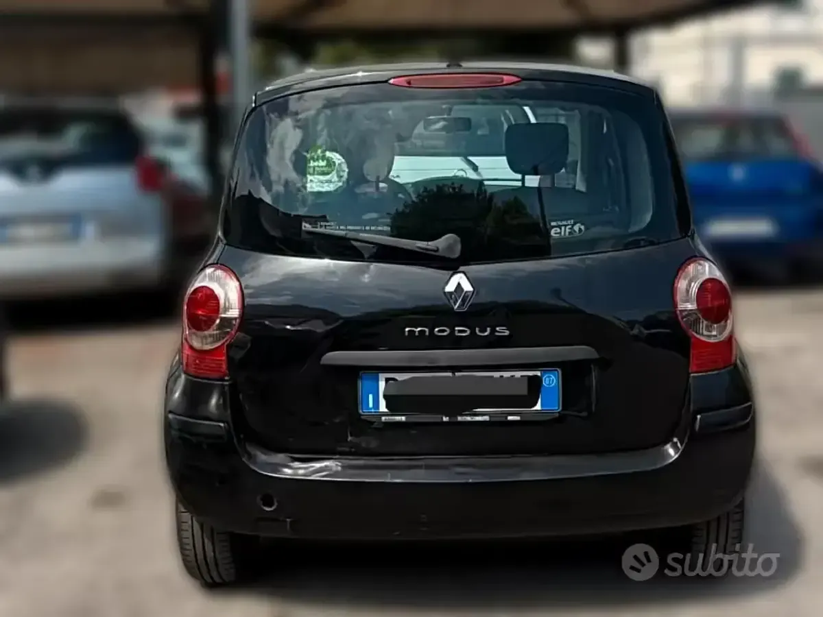 Usata Renault Modus 75 CV (55 kW) 2007 Nero Monovolume