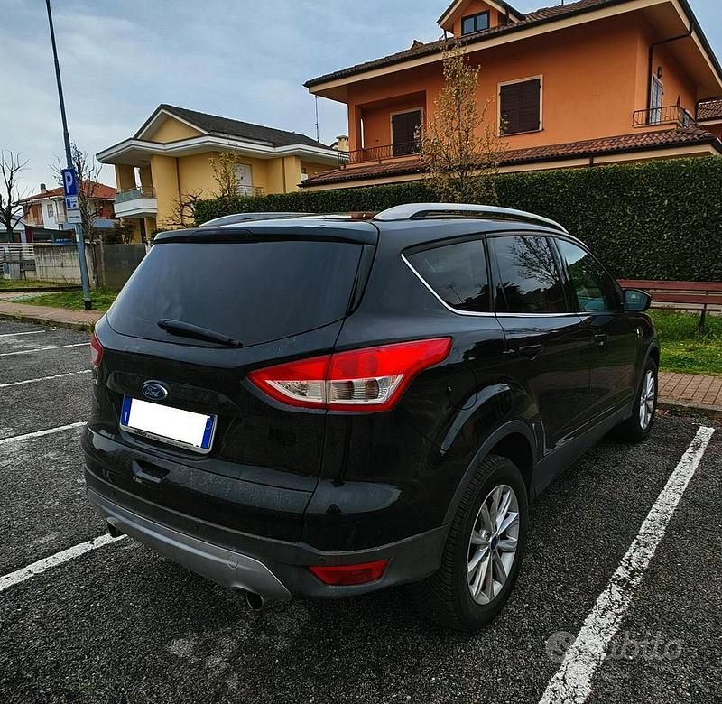 Usata Ford Kuga Titanium 150 CV (110 kW) 2016 Nero SUV