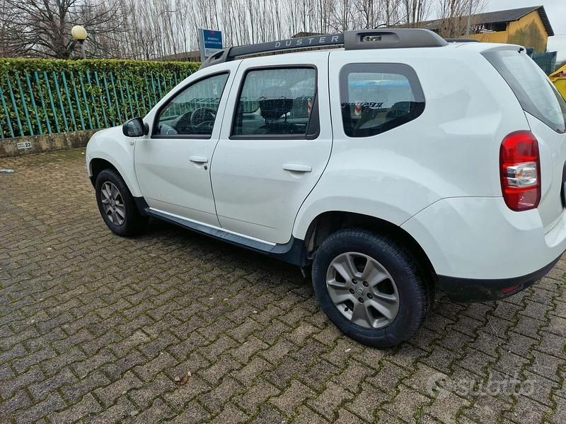 Usata Dacia Duster 110 CV (80 kW) 2016 Bianco SUV