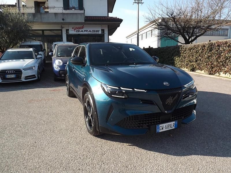 Usata Alfa Romeo Junior Edizione Speciale 135 CV (99 kW) 2024 Blu SUV