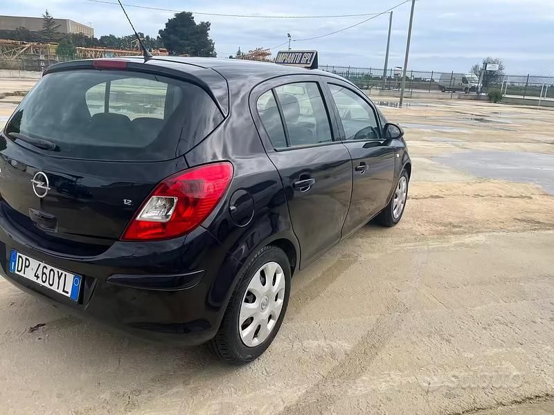 Usata Opel Corsa 80 CV (58 kW) 2008 Utilitaria