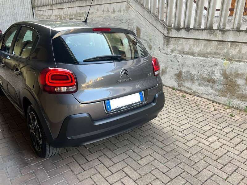 Grigio Usata 2021 Citroën C3 Feel Due volumi | 12.000 € (Buon prezzo) - Immagine 1/4