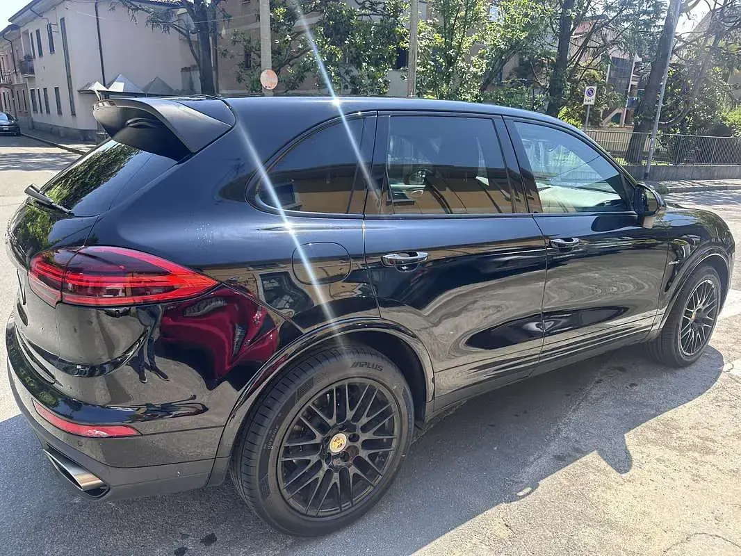 Usata Porsche Cayenne Platinum Edition 250 CV (183 kW) 2017 SUV
