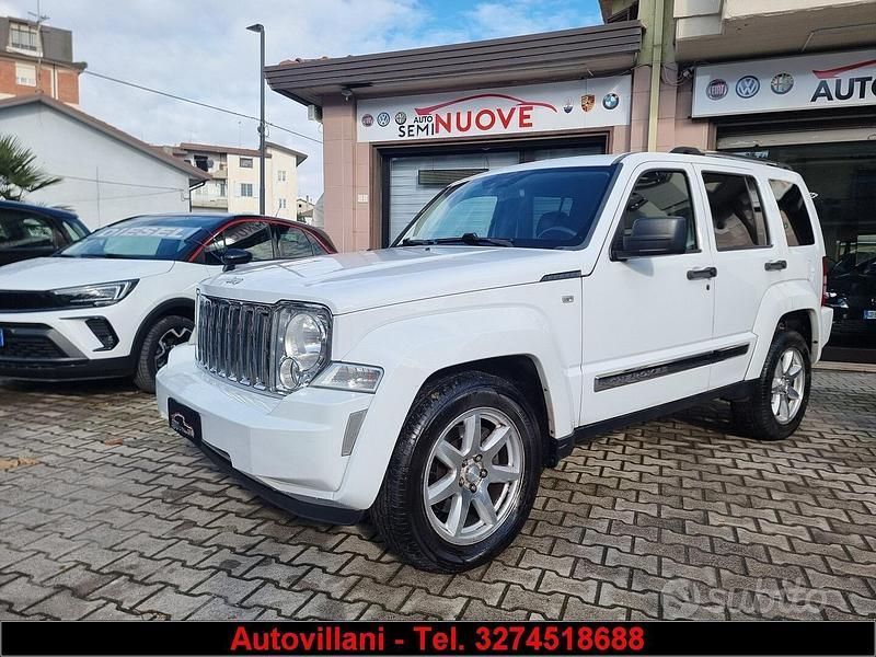 Bianco Usata 2011 Jeep Cherokee SUV | 9500 € - Immagine 1/4