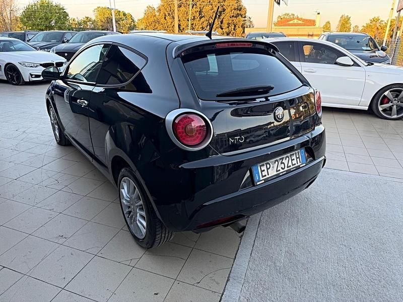 Gebraucht Alfa Romeo MiTo Progression 85 PS (62 kW) 2013 Schwarz Kleinwagen