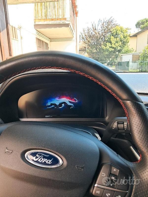 Usata Ford Puma ST-Line 125 CV (91 kW) 2019 Grigio SUV