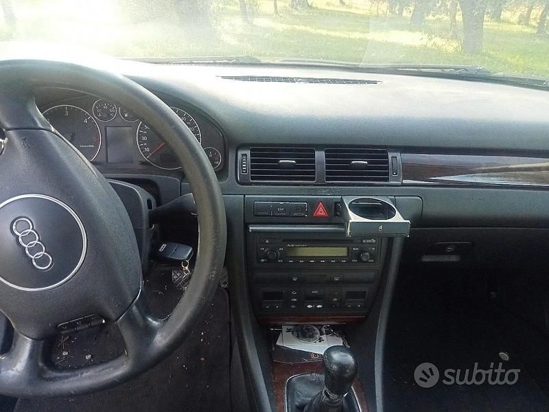Usata Audi A6 130 CV (95 kW) 2002 Station wagon