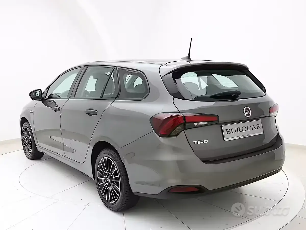 Usata Fiat Tipo Wagon 131 CV (96 kW) 2023 Grigio Station wagon