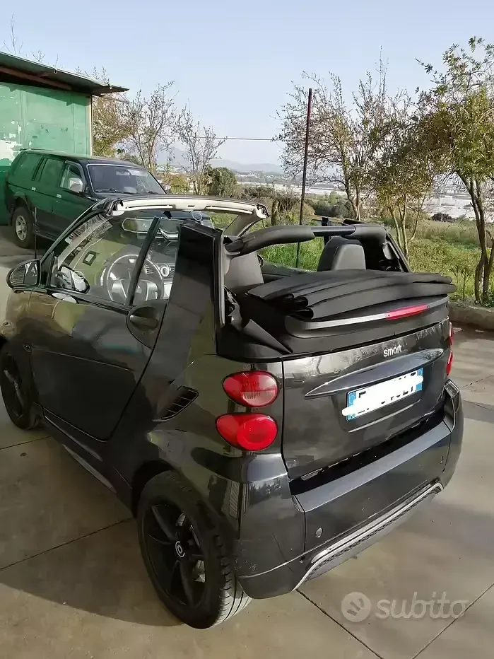 Usata Smart ForTwo Cabrio 54 CV (39 kW) 2011 Nero Cabrio