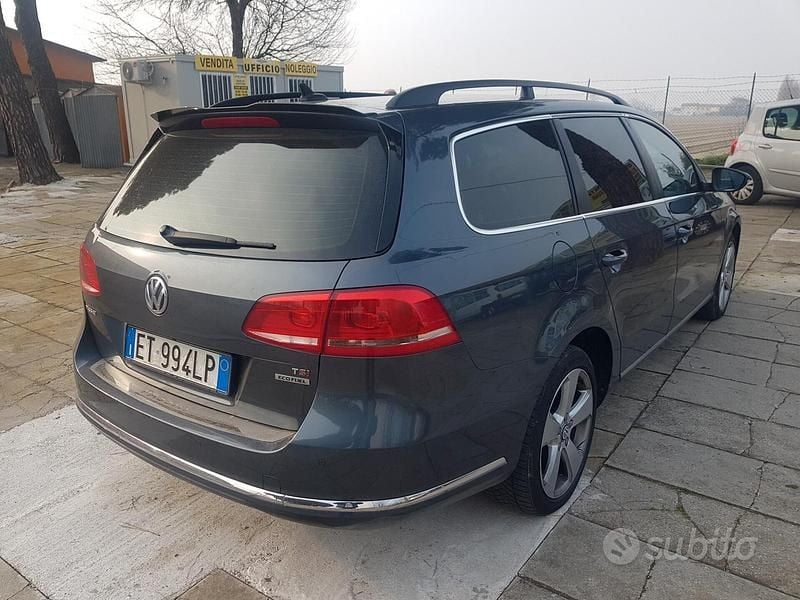 Usata VW Passat Comfortline 150 CV (110 kW) 2013 Grigio Station wagon