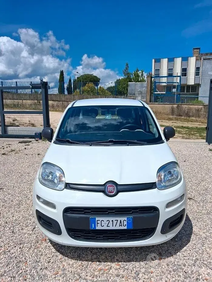 Usata Fiat Panda Easy 75 CV (55 kW) 2015 Bianco Utilitaria