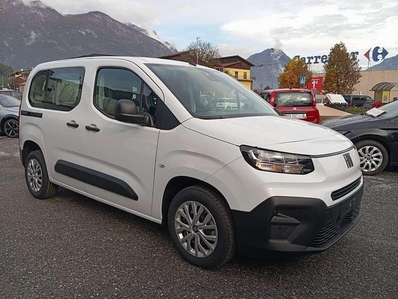 Nuova Fiat Doblò 131 CV (96 kW) 2025 Bianco Monovolume