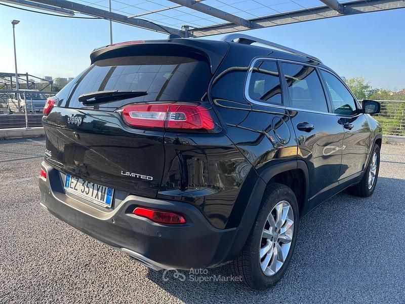 Occasion Jeep Cherokee Limited 170 ch (125 kW) 2015 Noir SUV