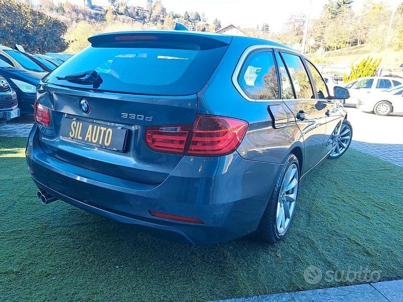 Usata BMW 330 Luxury Line 258 CV (189 kW) 2014 Grigio Station wagon