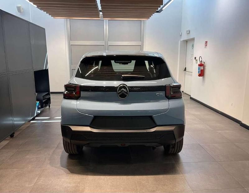 Używany Citroën C3 PureTech 101 KM (74 kW) 2024 Niebieski Hatchback