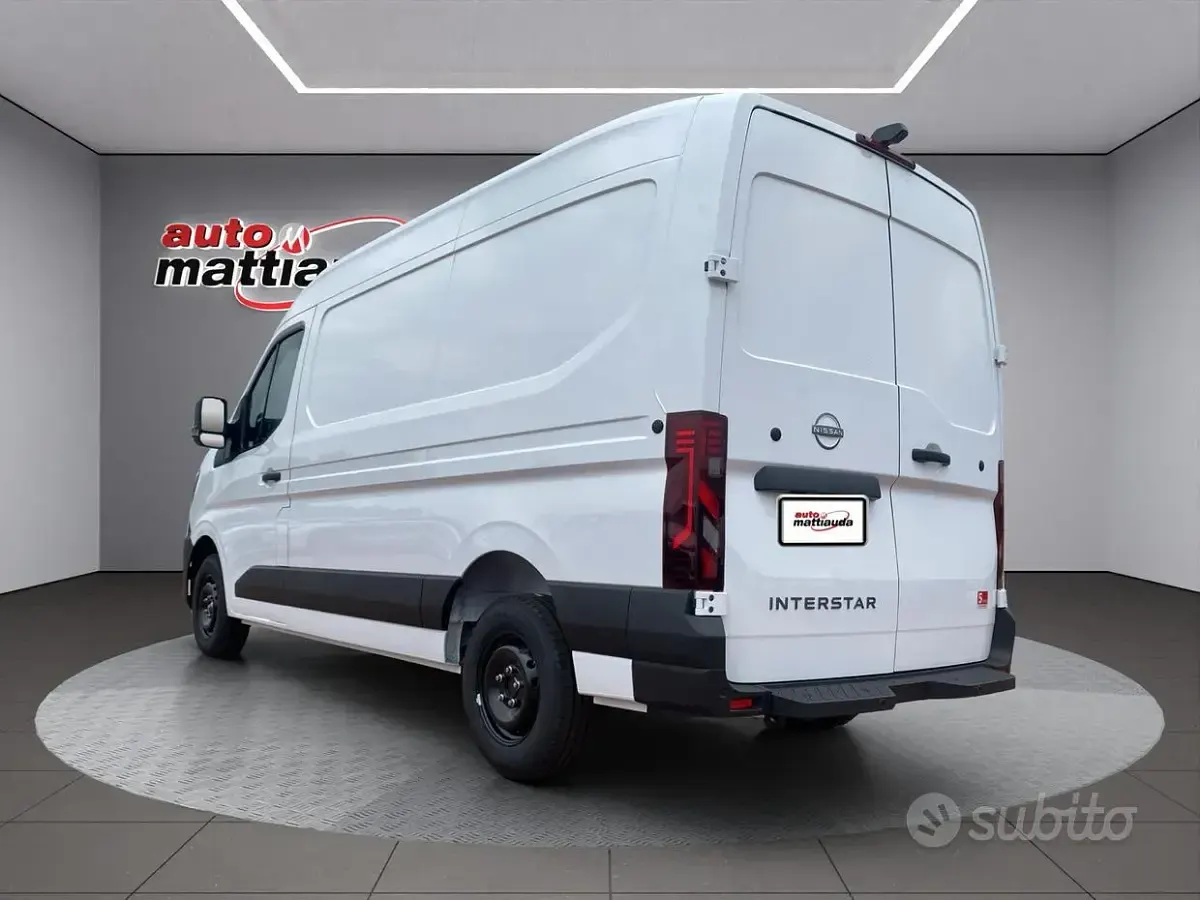 Nuova Nissan Interstar N-Connecta 130 CV (95 kW) 2026 Mineral white Furgone
