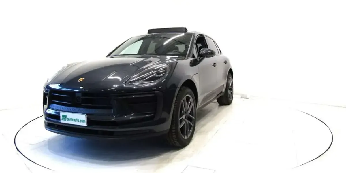 Usata Porsche Macan 265 CV (194 kW) 2022 Grigio vulcano SUV