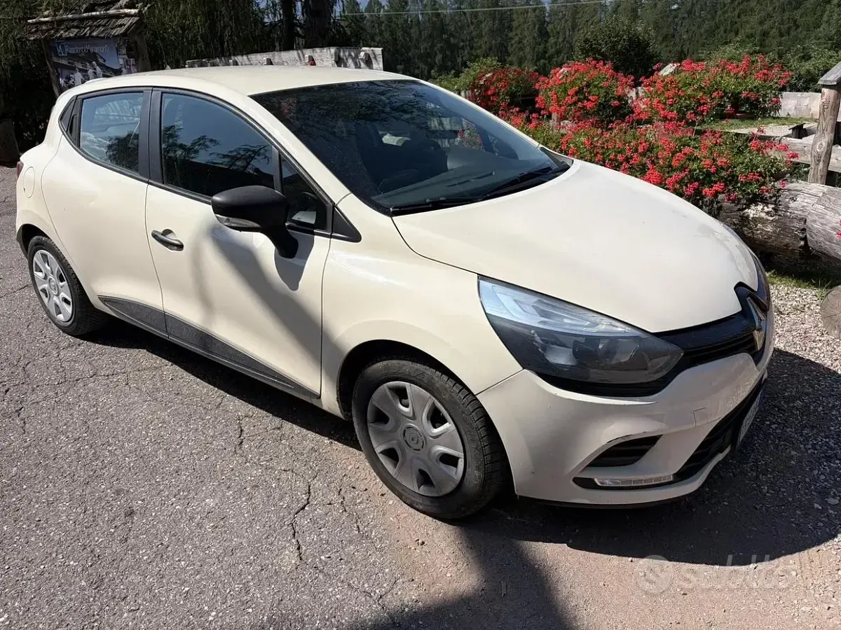 Usata Renault Clio IV 90 CV (66 kW) 2017 Bianco Furgone