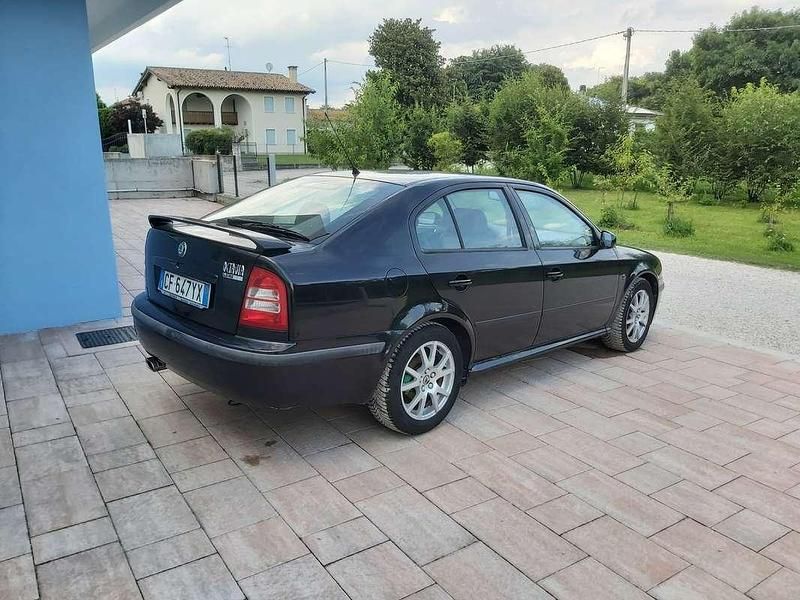 Usata Skoda Octavia RS 179 CV (131 kW) 2004 Berlina