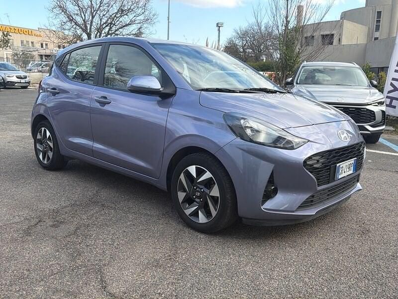 Usata Hyundai i10 67 CV (49 kW) 2023 Grigio Utilitaria
