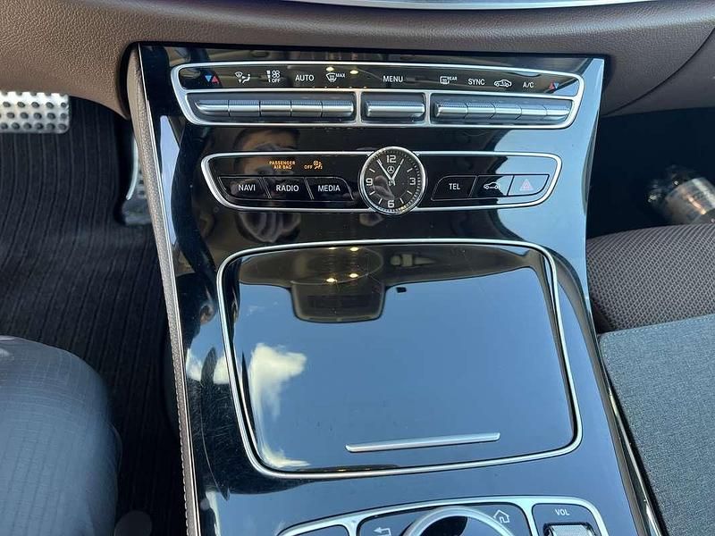 Usata Mercedes 200 160 CV (117 kW) 2019 Nero Berlina