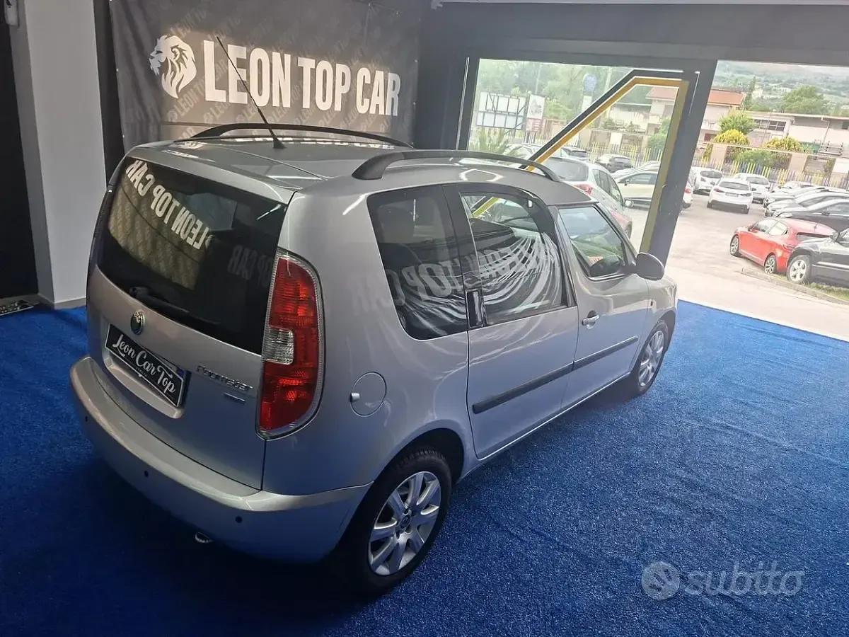Usata Skoda Roomster 86 CV (63 kW) 2011 Grigio Monovolume