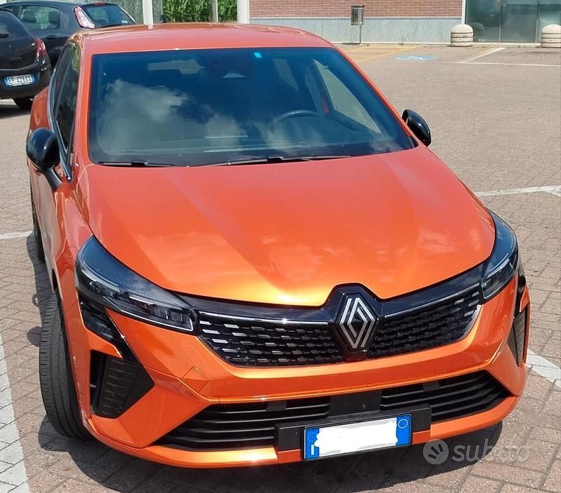 Usata 2024 Renault Clio V Techno | 15.200 € (Buon prezzo) - Immagine 1/4