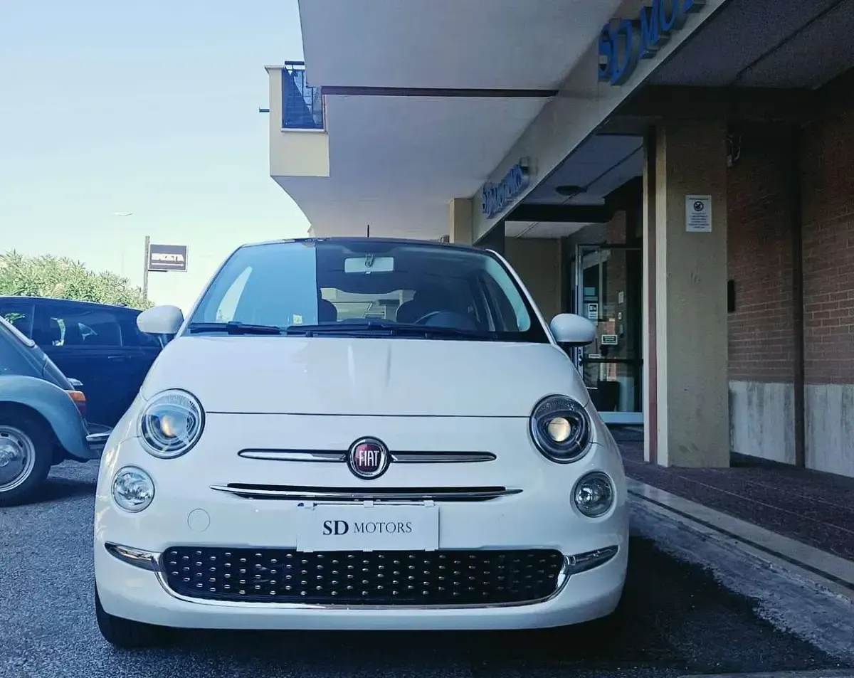 Usata Fiat 500 Lounge 69 CV (50 kW) 2016 Bianco Utilitaria