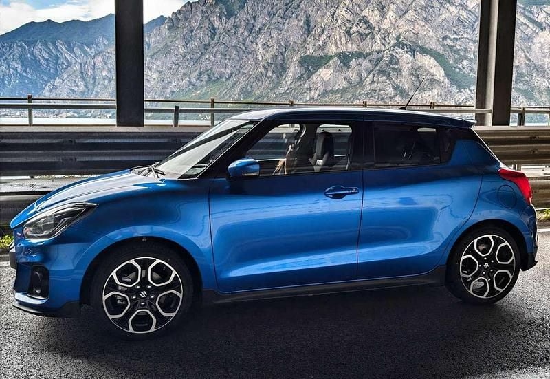 Usata Suzuki Swift Sport 129 CV (94 kW) 2024 Blu/azzurro Utilitaria